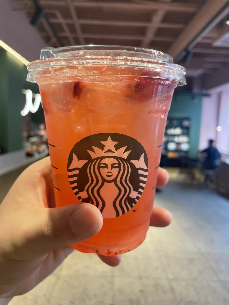 visit_starbucks's tweet photo. オーストリア1店舗目 (世界849店舗目) 
Store 84701 (ウィーン市)

ウィーン中心部のスタバ
オーストリアのスタバには店名がなく番号で管理しているらしい

#Starbucks
#スタバ巡り
#スタバ
 #オーストリアスタバ https://t.co/njTd8jkuBy