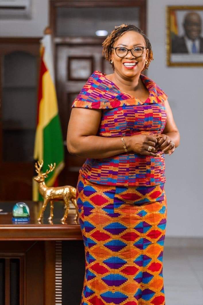 Looksharp36's tweet photo. The time is now for Hon Mavis Hawa Koomson to lead our women’s front.

The most viable person to mobilize, represent and empower our women’s wing is the Hon Hawa Koomson.

Hon Hawa Koomson has the most viable plan to empower women at the constituency, regional and national levels https://t.co/6Bygs4oj4r