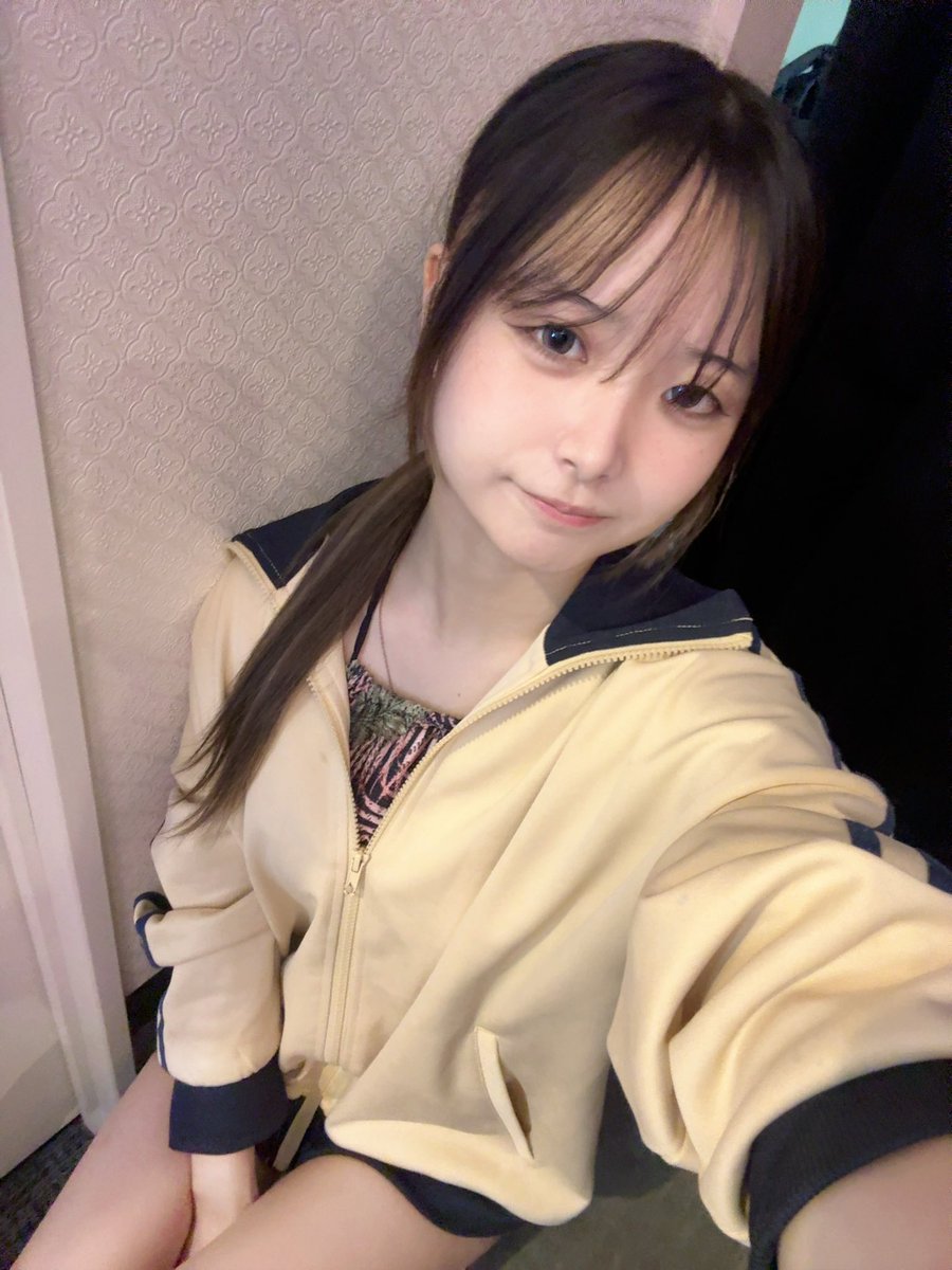 uru_Parfun's tweet photo. うるいます〜🫧
23.5まで⏱𓈒𓏸

うるもちゃんと水着着てますレアだよ
会いに来て〜( ･-･̥ )

 #コンカフェ  #歌舞伎町コンカフェ  #自撮り界隈 https://t.co/S2LIvdbNt7