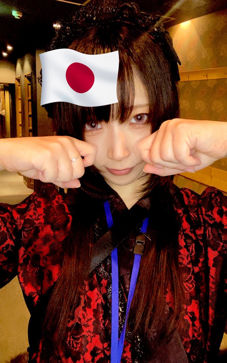 SharoBlackcat's tweet photo. 7月18日

立ってるだけで汗が滴り落ちる猛暑ですね、フィールドダメージが過酷なの弱って動けない人も沢山いるのでは？？
五火でクーラーをガンガンつけて地球の環境をさらに悪化させてもらいます。

本日▷▶▷  五火  18:00〜LAST
明日▶▷▶  五火  18:00〜LAST https://t.co/4FicQSQaHX