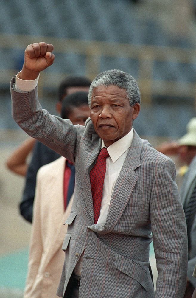 tldonpolitics's tweet photo. Nelson Mandela was born 108 years ago today. (1908-2013) https://t.co/VZzaEinQRP