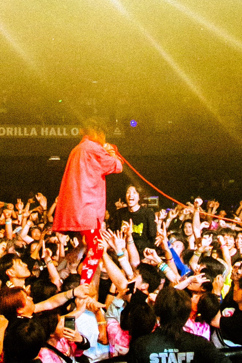 GorillaHall_osk's tweet photo. 🦍⛲️GORILLA PUNK RIOT⛲️🦍
　〜夏のOSAKALOVER編〜

NEW PHOTOS!!! 📸

【GORILLA STAGE】  バックドロップシンデレラ

📸 @p_shima_ 

#ゴリラホール
#バックドロップシンデレラ
#バクシン https://t.co/2nNU6hIhUJ