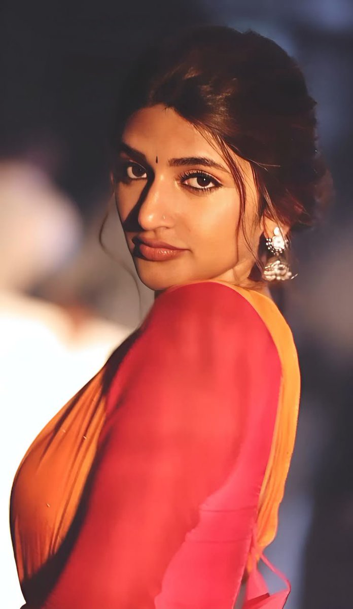 ShreyaGoddess's tweet photo. I need a face to sit

Balls to kick and 

A mouth to spit and fuck. https://t.co/otgOustVVn