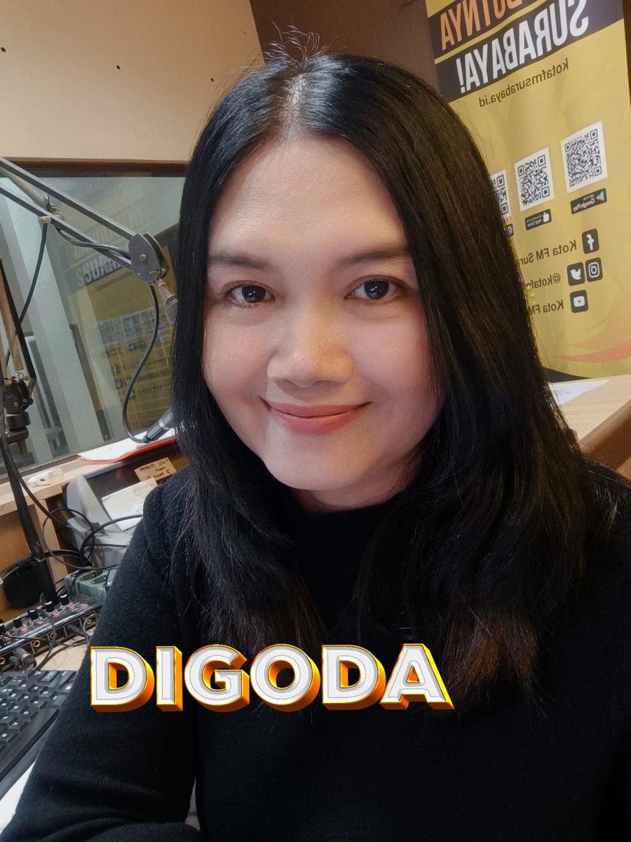 kotafm881's tweet photo. Menemani weekend sobat Kota, program #DIGODA sudah siap dengan lagu2 dangdut koplo, yang bisa mengguncang suasana siang, semakin mantap ditemani Tari Ningtyas hingga pukul 15.00
#HariSabtu https://t.co/aEzFlH7GSA