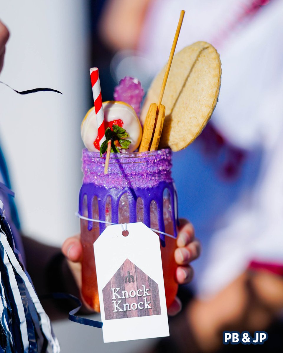 TMobilePark's tweet photo. What will be served next 👀 https://t.co/vJeqxRR6fQ