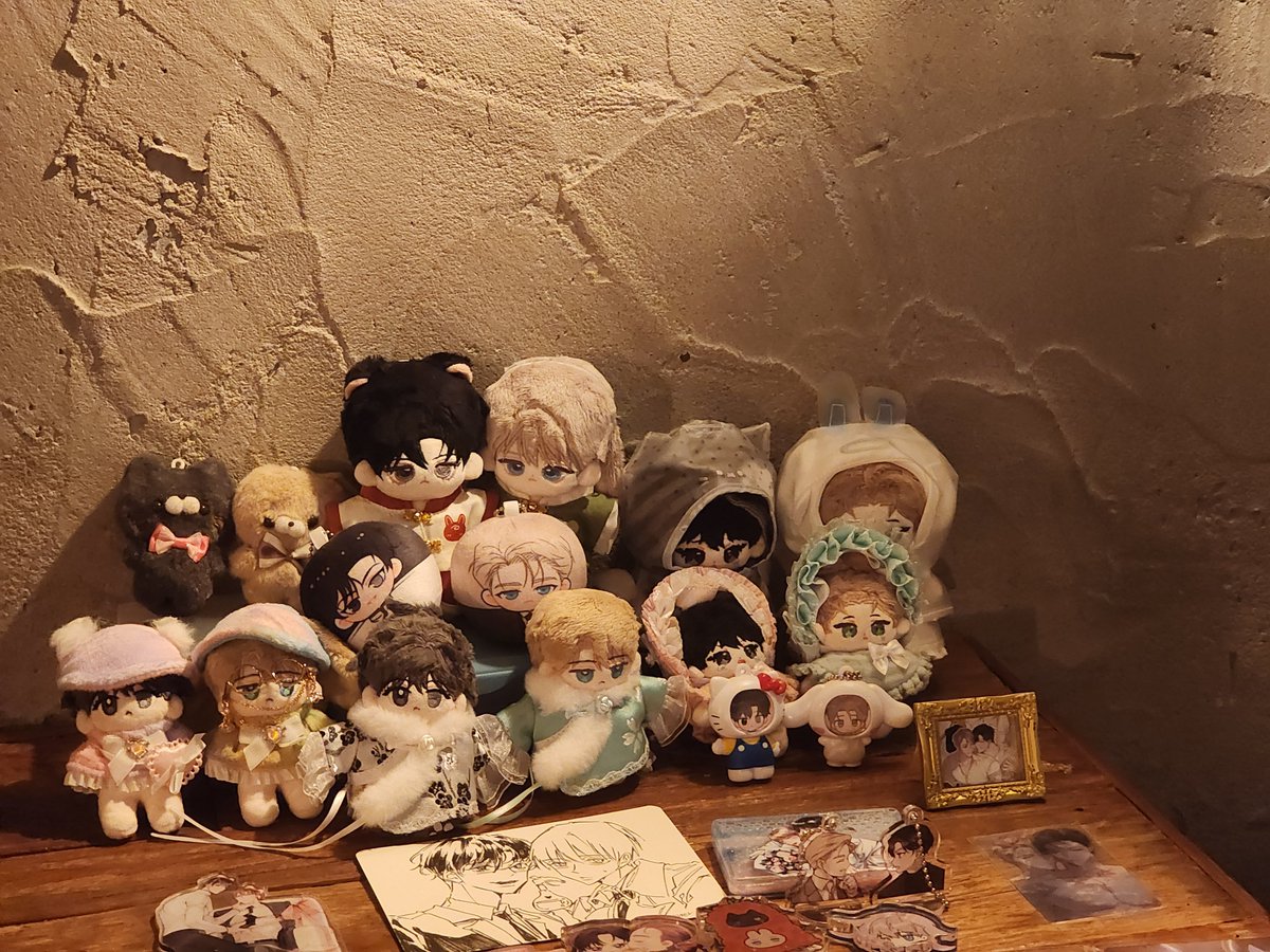 sweetpiano0330's tweet photo. 라가놀이했습니다 넘 행복했어요🥰🥰
신루유리 제단샷...❤️❤️ 
함께 놀아주신 여러분, 손그림 선물해주신 분무기님 정말 감사합니다😍💞💞 (너드신루 영원히 함께해🐈‍⬛️💙 https://t.co/htRQ5cKj4c