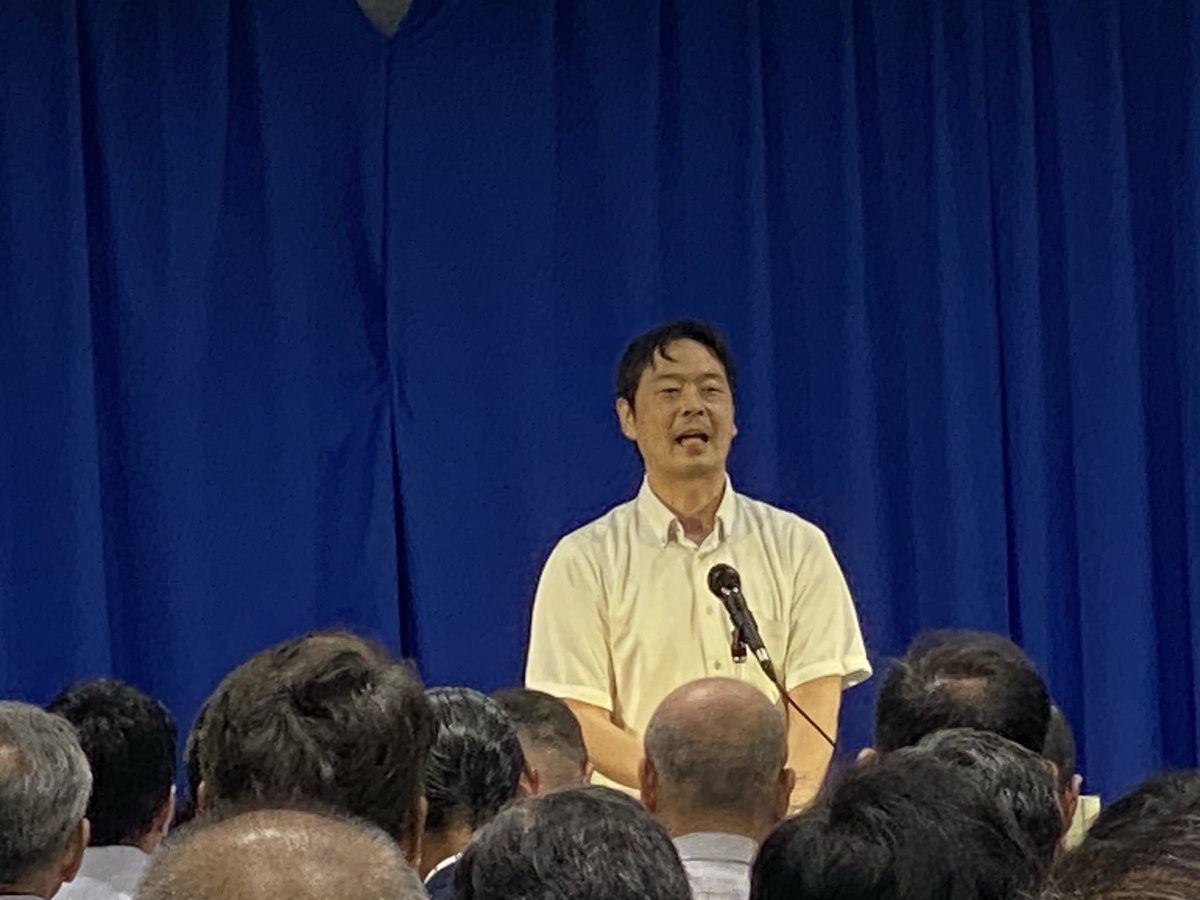 mitsu_takeda's tweet photo. 公明党の🚗議員総会に出席しました。森大阪市議より素晴らしい🎤活動報告があり触発されました。司参議院議員より国政報告があり現在の国会についてリアルな話をお聞きし、石川府本部代表より松原市議選への呼びかけと国政について更に深掘りの話があり💦暑さに負けずに頑張ろうと皆で決意しました。😄 https://t.co/OnvOcCetjI