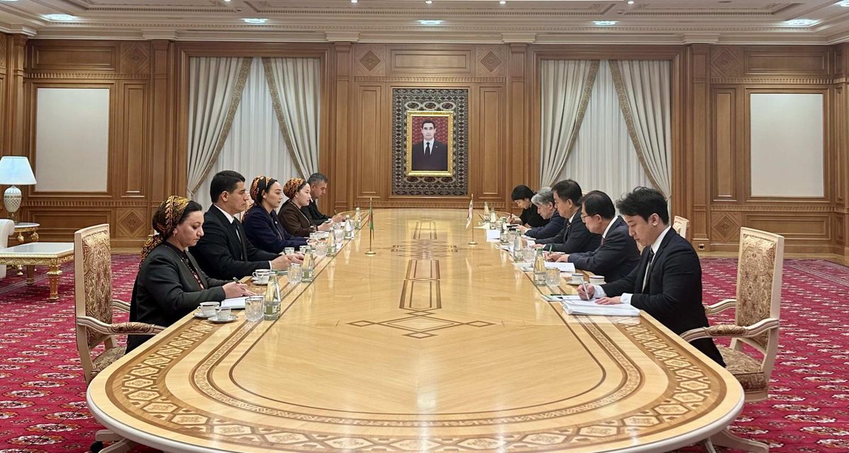 tmembkabul's tweet photo. On July 16, 2026, a meeting was held between the Chairperson of the Mejlis of Turkmenistan, D.Gulmanova and the delegation headed by the Chair of the Korean-Turkmen Interparliamentary Friendship Group Mr. Choi Hyung Du.
https://t.co/6i0bULS2hs https://t.co/fDpwWJSukp