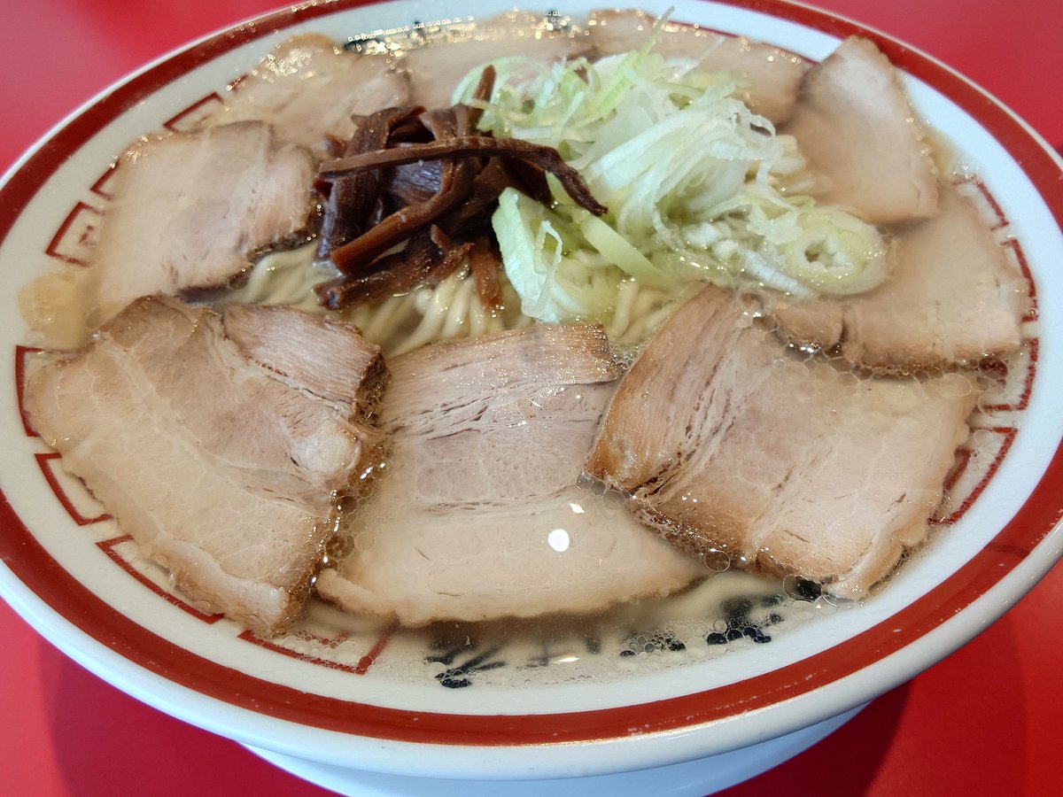 atsushi2integra's tweet photo. 田中そば店で肉そば麺大盛り🍜
昨日は喜多方ラーメンの日だったらしい🍜 https://t.co/TEgjAjRNGv