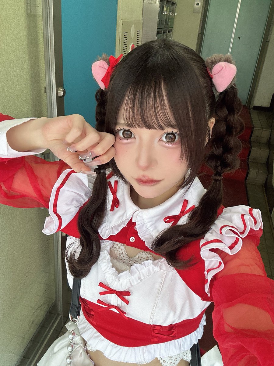 Shiyn_ALICe's tweet photo. 22時までずっとお手隙お約束ください！
にゃんにゃんしゆにゃんです( ΦωΦ )✨️

 #コンカフェ  #秋葉原  #自撮り界限 https://t.co/Z7IMl3nBMO