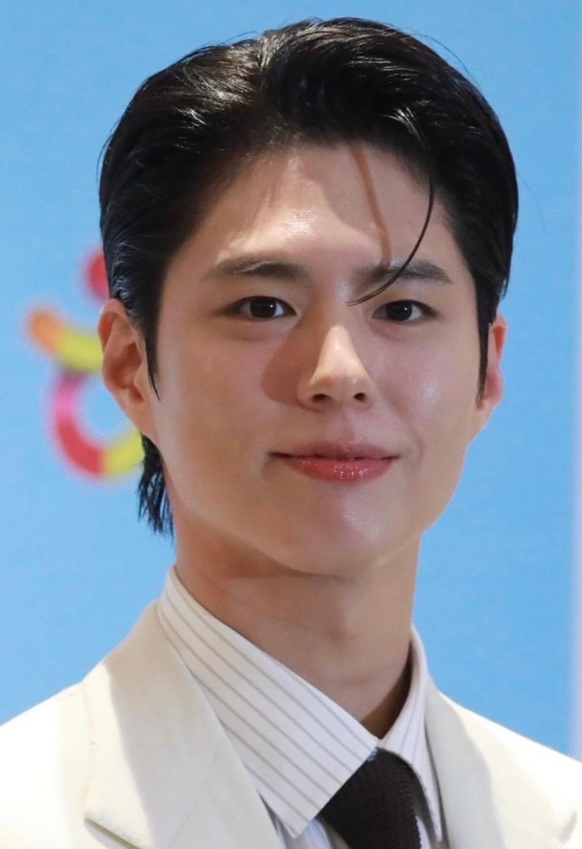 parkbogumenglan's tweet photo. Our @BOGUMMY pictures of the day🩵🩵🩵

#ParkBogum #박보검
#TheBlackLabel
#EuropeForBogummy 

Cr: Photo Owners https://t.co/eG2ivI32Ao