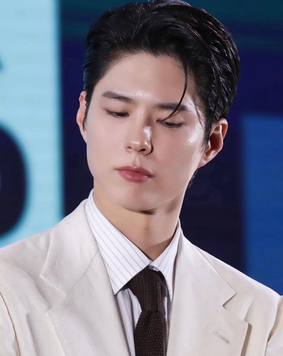 parkbogumenglan's tweet photo. Our @BOGUMMY pictures of the day🩵🩵🩵

#ParkBogum #박보검
#TheBlackLabel
#EuropeForBogummy 

Cr: Photo Owners https://t.co/eG2ivI32Ao