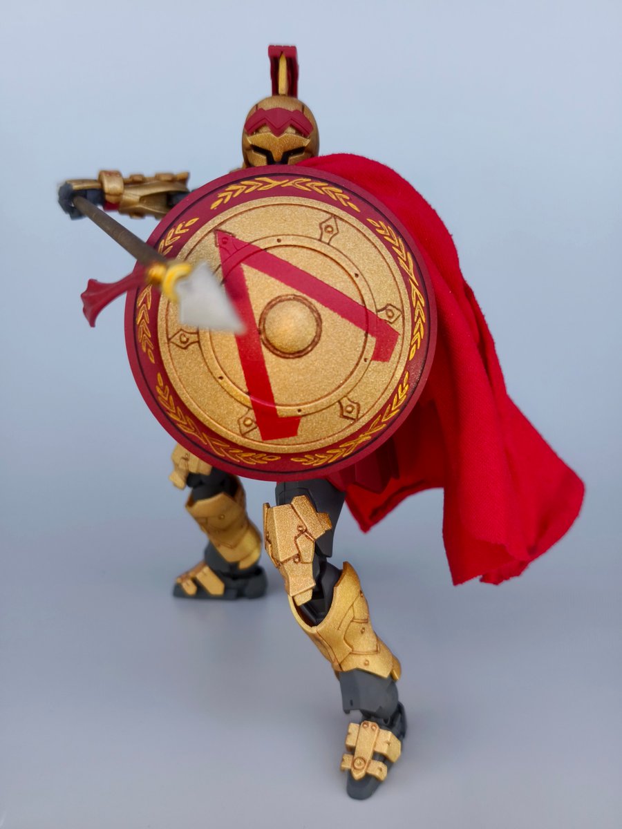 ZeroEdgeDaniel's tweet photo. I added a butt-spike on the spear to make it look more like a Greek dory spear. He came with a xiphos sword (Achilles' sword in the movie Troy), but I would have liked a kopis (Spartan swords in the movie 300) better. https://t.co/hZpShPS7V3