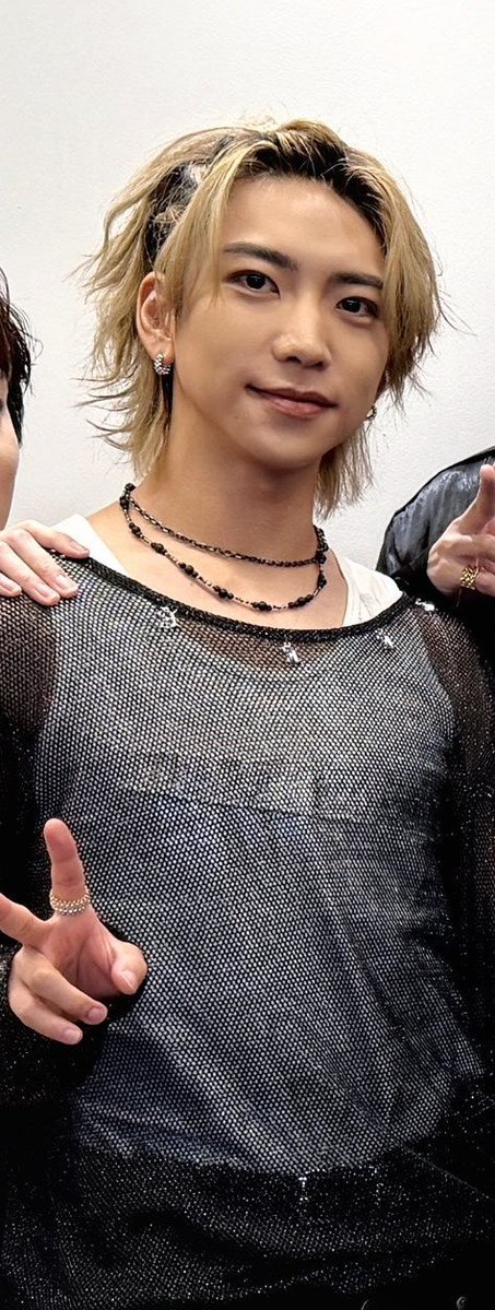 Erika_1874CDxT's tweet photo. 編み込みポンパでメッシュのお洋服とか...大河くん攻め攻めすぎて滅です😭😭😭💕 https://t.co/83ykh8oh0z