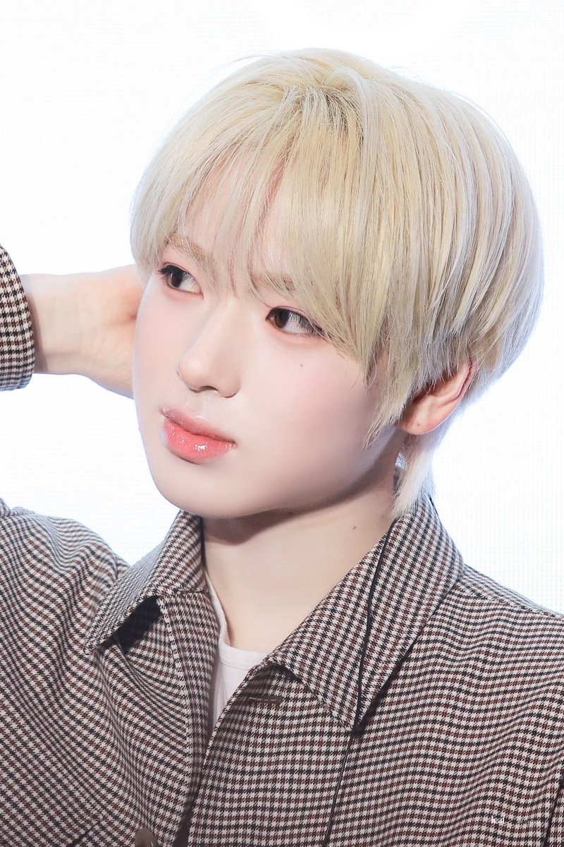 sakuya_0q's tweet photo. 이런 뽀동쿠야가 너무 좋음 https://t.co/kH6qQbXBk2