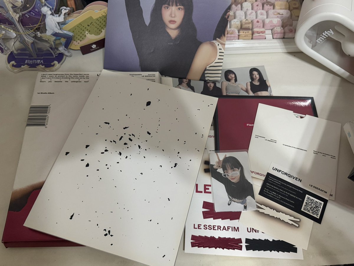 kaicxser's tweet photo. WTS LFB PH LE SSERAFIM UNFORGIVEN UNSEALED ALBUM 

₱250 

complete inclusions (check pic for photocard pulls)

mop: gcash (prio payo)

t. bts blackpink itzy wts ph album unsealed txt skz cortis newjeans illit twice exo lesserafim ateez aespa kpop photocard pc https://t.co/7ZMaDM8NlA