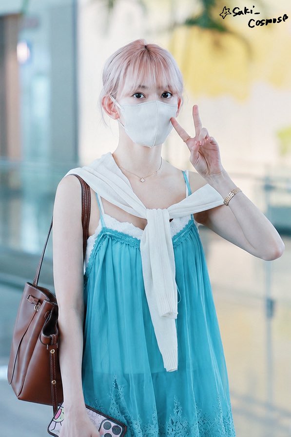 260718 ICN #SAKURA #사쿠라 #宮脇咲良 #sakumail #LE_SSERAFIM #르