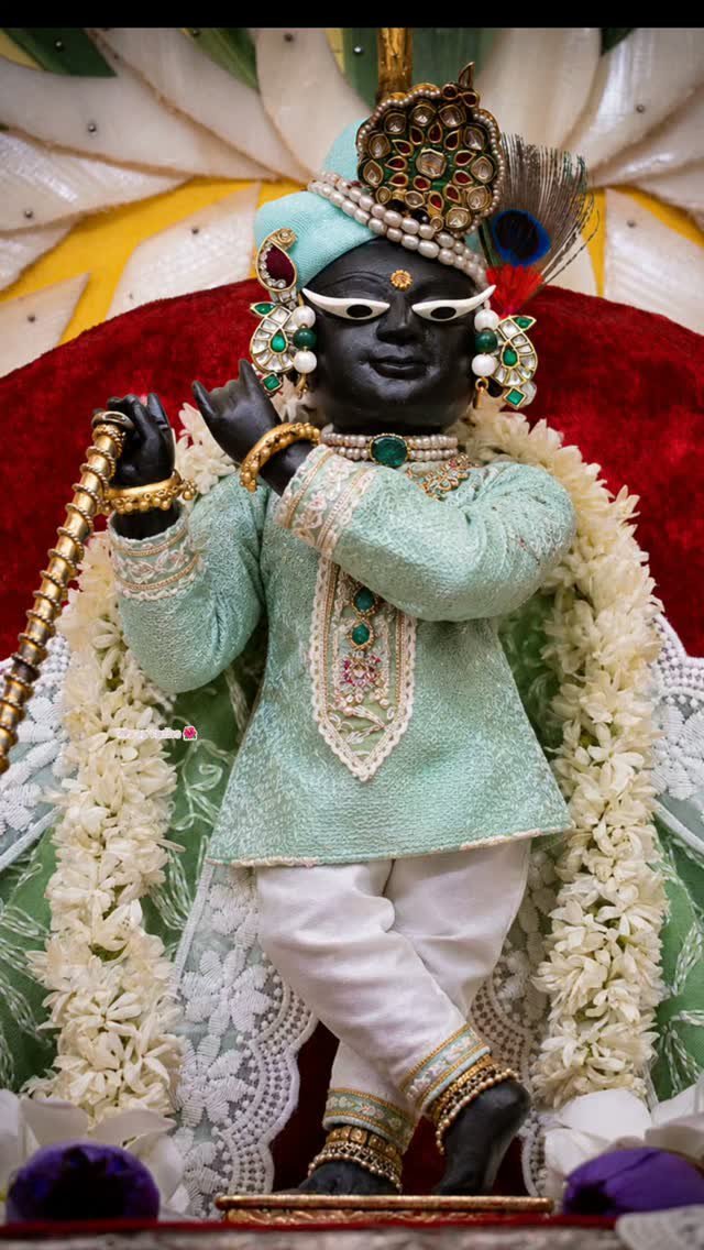 merebakebihari's tweet photo. @PPBhaishri Jay Shri Krishna 
Prem pranam Bhaishri 🙏💖🙇 https://t.co/5dPFAzUStW