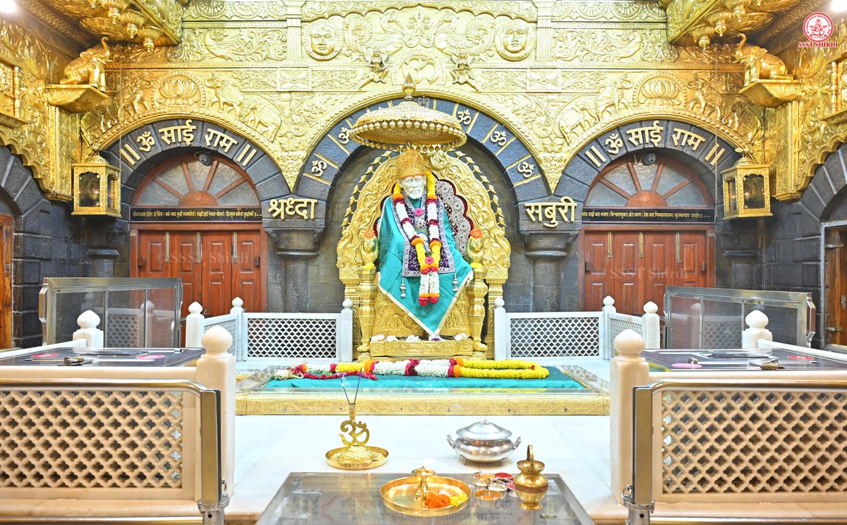 SSSTShirdi's tweet photo. *!! ॐ साई राम !!*
*श्री साईबाबा संस्थान विश्वस्त व्यवस्था,शिर्डी*
*!! ॐ Sai Ram !!*
*Shri Saibaba Sansthan Trust, Shirdi*
≈≈≈≈≈≈≈≈≈≈≈≈≈≈≈≈≈ 
*आरती :-शिर्डी माझे पंढरपुर*
*शनिवार १८ जुलै २०२६*  
*Aarti :-Shirdi Majhe Pandharpur*
*Saturday 18 July 2026* https://t.co/oYxbobtx9n