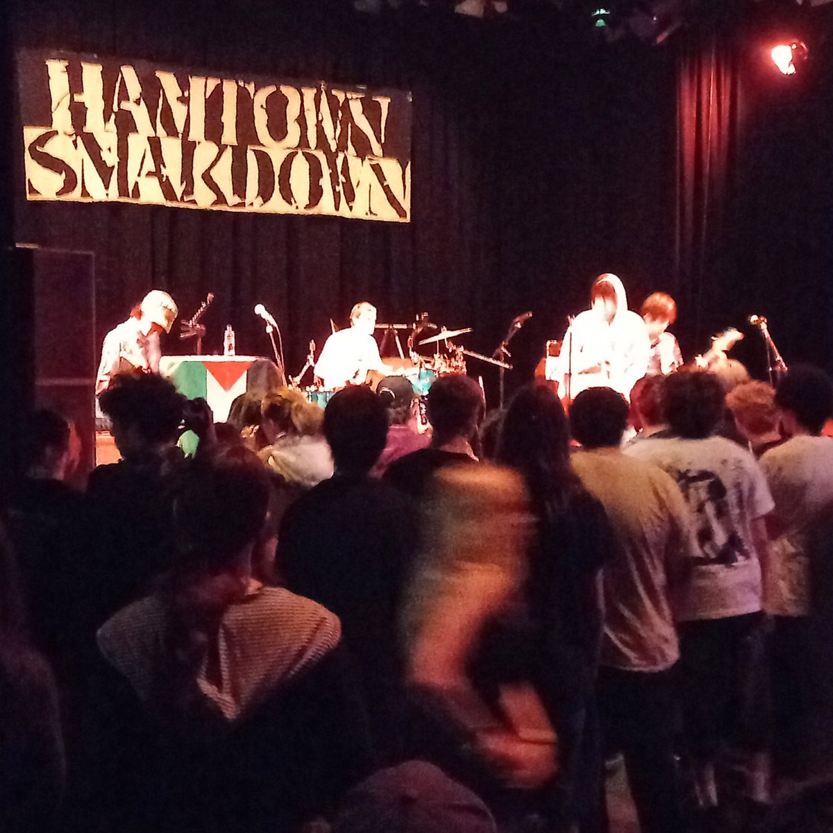 WoodOnWineNZ's tweet photo. One of the benefits of old is sometimes you can afford merch at the #hardcore show, as well as being able to duck out for pizza and #BraveBrewing IPA... #HamtownSmakdown #Octavo #LoveTheTron https://t.co/QyrhxZyRS6