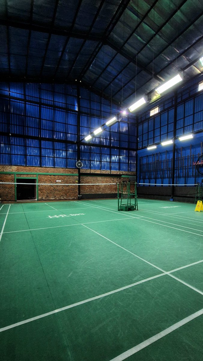 auroaroraa's tweet photo. Kemarin sore lari, tadi pagi badminton sama treadmill.
Jujur w lebih capek keramasnya daripada olahraganya. https://t.co/88fMKIOeca