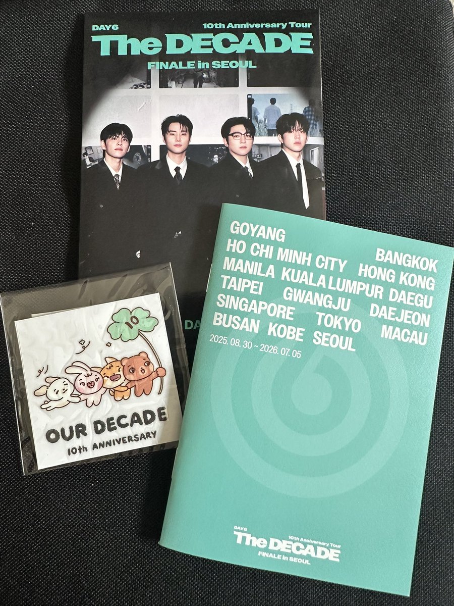 Antz_kt's tweet photo. Photobook มาถึงแล้วนะคะ มีสติ๊กเกอร์มาด้วย น่ารักสุดๆ ขอบคุณนะคะ🍀

#ทาสโกลเด���นTrading https://t.co/gMFZX0npv9