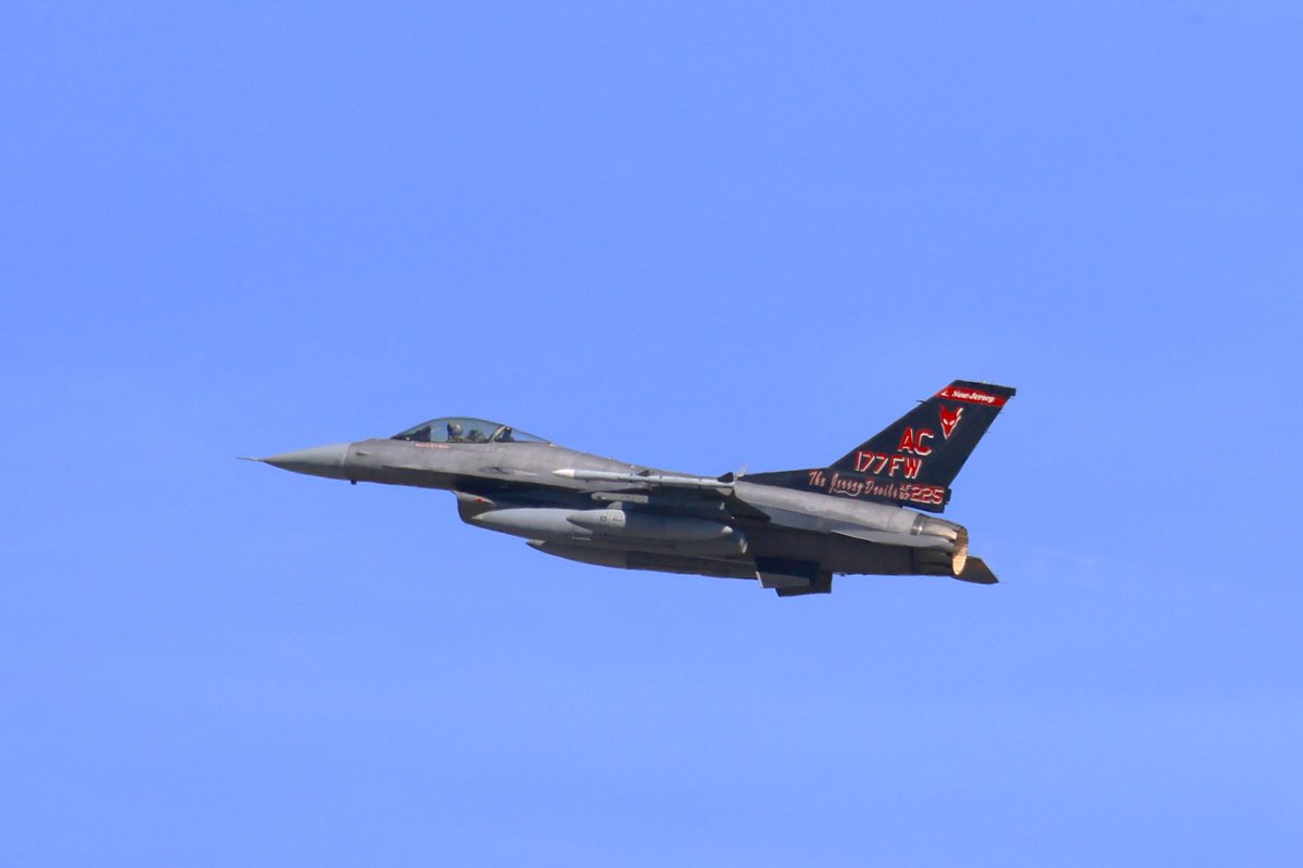 RSK11AK's tweet photo. #F16からしか得られない栄養素 https://t.co/UyfAcDjom2