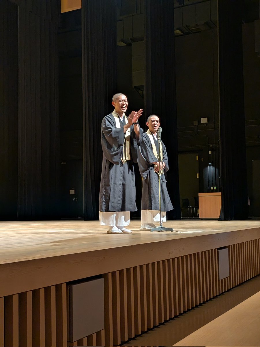 perix50minimoto's tweet photo. 午歳総開帳まるわかりフェスタ‼️に行ってきた🙏

観音日和の漫才に、みほとけさん＆住職のトークが面白すぎて時間があっという間…！😂

楽しくて癒される、最高の一日でした✨

​#秩父 #秩父札所 #巡礼 #観音日和 #みほとけ #漫才 #トークショー #フェス https://t.co/NOwbeH3btm