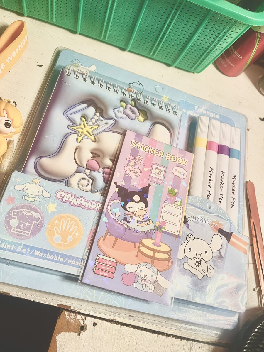 Ann1e_Dolly tweet media
