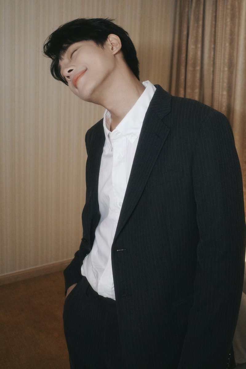 gx12061's tweet photo. #张炯敏 #zhangjiongmin
#仲夏夜 #midsummernight
#仲夏夜组合 https://t.co/XktR8DB3gE