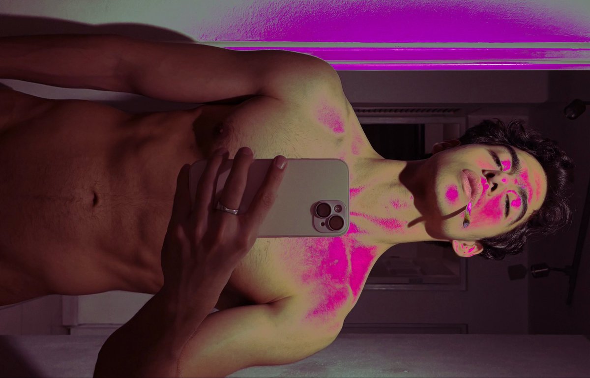 carrreto's tweet photo. pink og https://t.co/N4i7ZK6EG7