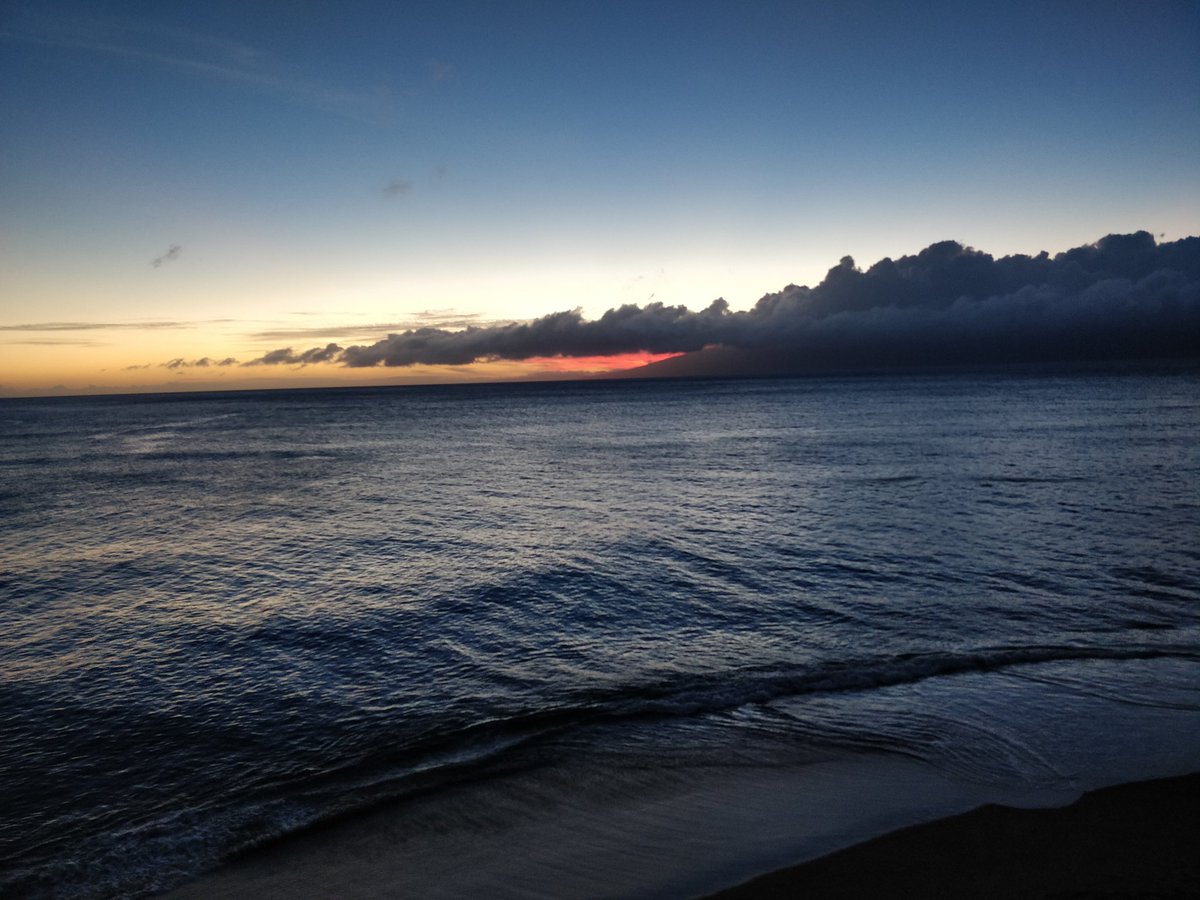 da_gary's tweet photo. Sunset https://t.co/0cxx6zU30F