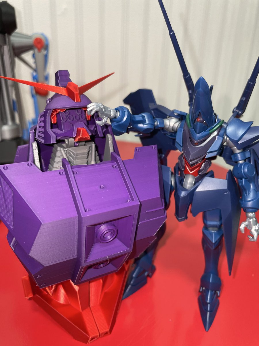 Unagi012311's tweet photo. サイコガンダム3回目の仮印刷中。(気持ち的には本印刷)
色が合うと全然違いますね。パチ組みやってる感が増す。ただフィラメントが湿気を吸ってしまって上手くいかんのでしばらく乾燥せなあかんですね。

梅雨め...終われぇ...。はよ終われ...！
#サイコガンダム https://t.co/fKO1QZ6Qnp
