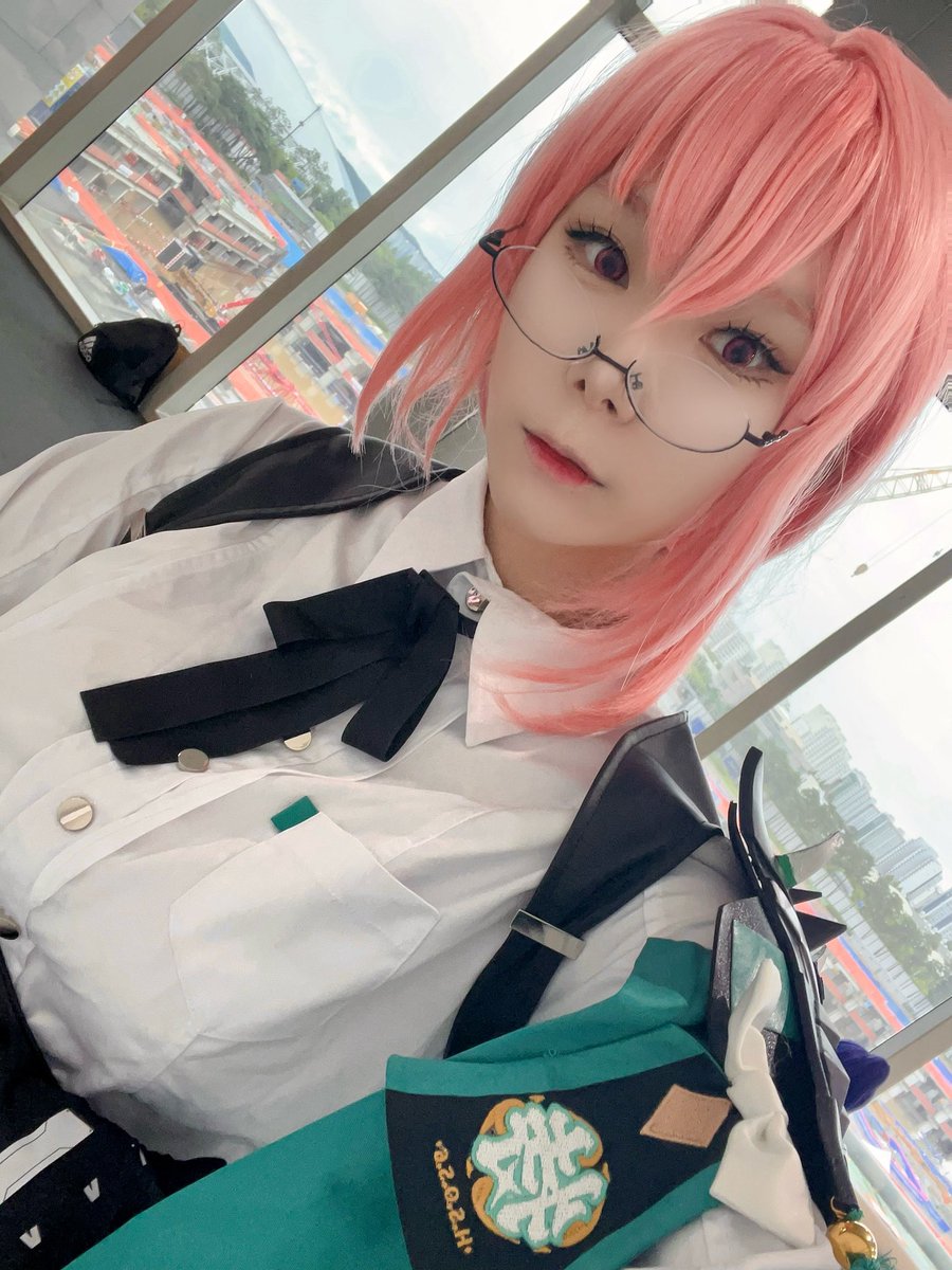 yalanaika_cos's tweet photo. 낡고 지친 야나기 https://t.co/XQl0Op8U6P