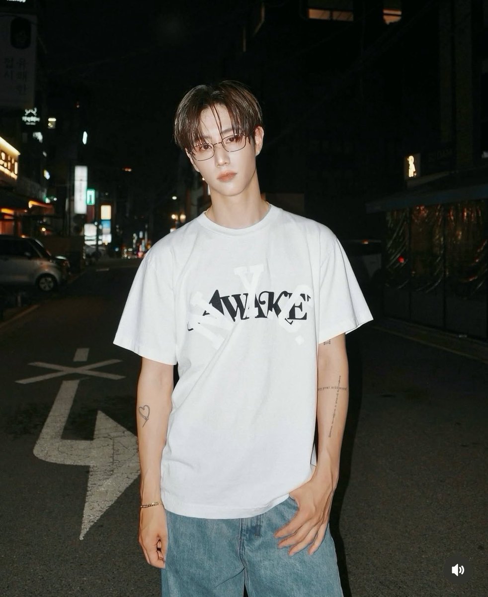 MaMewMark's tweet photo. เหมือนมาจากอนิเมะอะเพราะ “เมะสุดๆ” 😭😭
.
#MarkTuan https://t.co/OBwqREdLbN