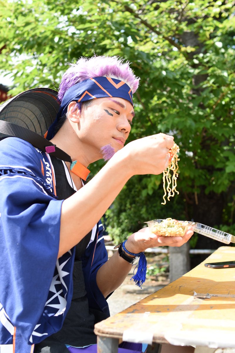 isurugi075cos's tweet photo. Fifsさんも言ってましたね、飯を食う様は良いと(本当に？？) https://t.co/PbWb3ymYR3