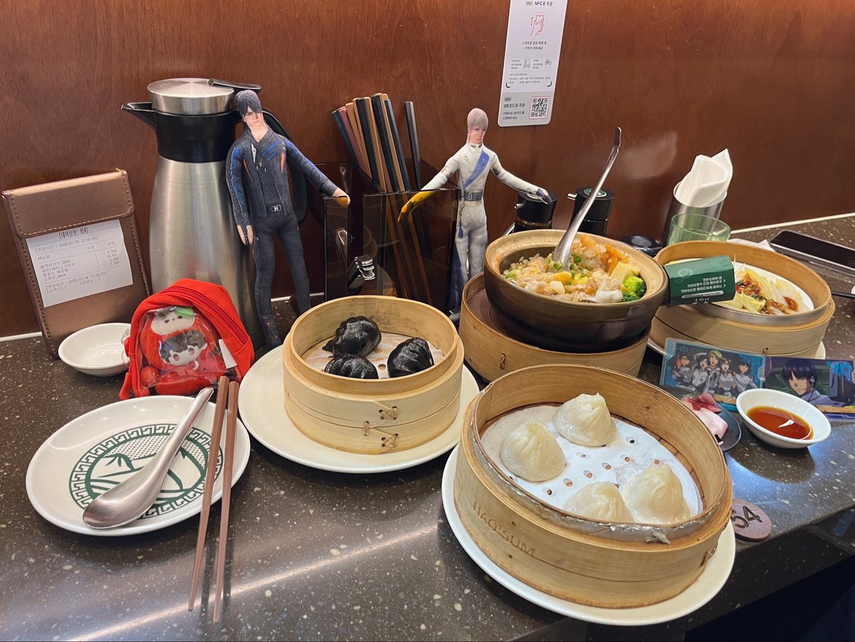 Enn_space's tweet photo. 딤섬이랑 뽀자이판 조아😋 https://t.co/4kGrMnTqvK