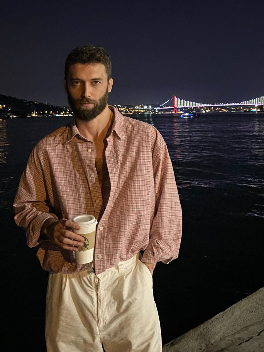 basaranlrdnenes's tweet photo. 🌉🌉🌉 https://t.co/UtNL24m7JH
