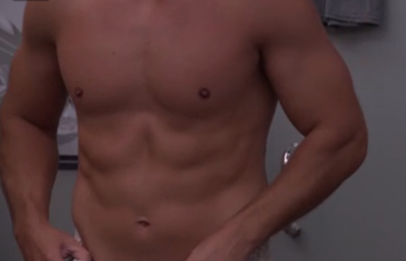 BBFeedsFairy's tweet photo. Skippy panning the cam down to Rome's abs, I see you Skippy #bb28 https://t.co/rxecTTksWd