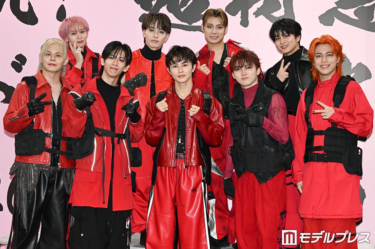 modelpress's tweet photo. 【音楽の日2026🎤】

INI西洸人「超特急」楽曲になぞらえた
“粋な掛け声”に注目集まる

「激アツ」「グループの垣根越えた絡み最高」
https://t.co/RpJP4YyQ14

超特急が「ガチ夢中！」で会場の熱を高めると、そのバトンを受け取るようにINIが登場。INIの楽曲「BOMBARDA」のイントロを前に、西洸人は直前の楽曲タイトルにかけて「音楽の日！まだまだガチ夢中にさせていこうぜ！」と力強く観客に呼びかけ、熱気をさらに加速させていた。