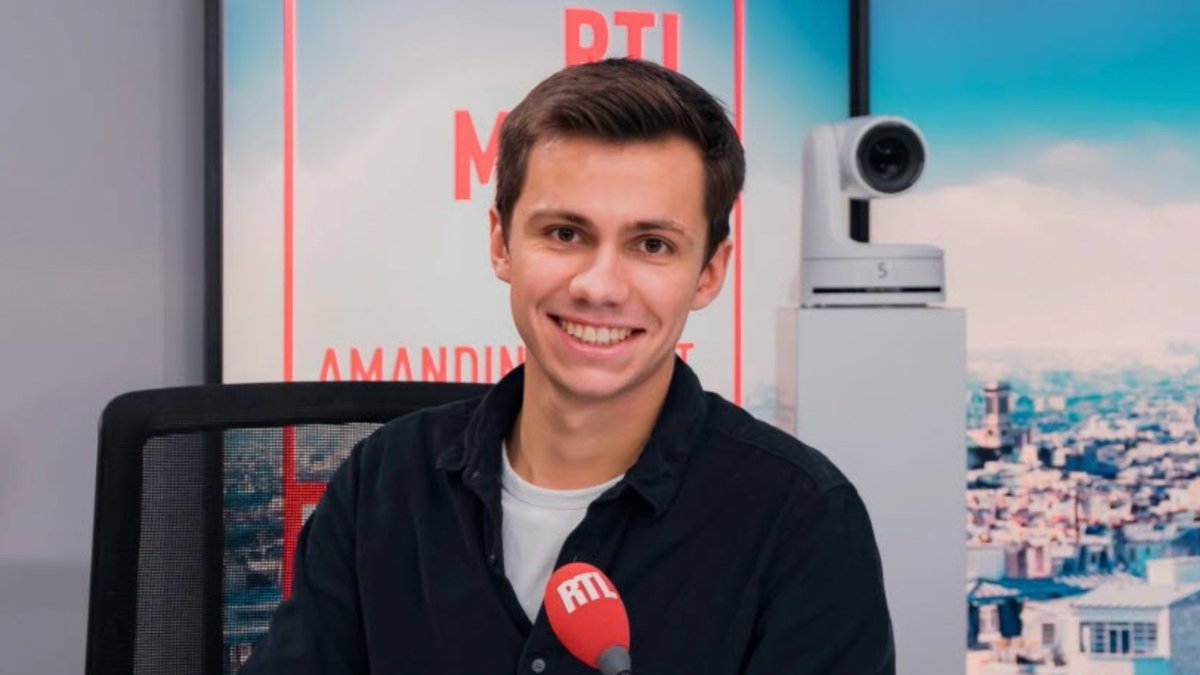 cgtvoff's tweet photo. 🔴📻 𝐈𝐍𝐅𝐎 𝐂𝐆𝐓𝐕. 𝐓𝐨𝐦 𝐋𝐞𝐟𝐞̀𝐯𝐫𝐞 (𝐑𝐓𝐋) 𝐫𝐞𝐦𝐩𝐥𝐚𝐜𝐞 𝐂𝐚𝐦𝐢𝐥𝐥𝐞 𝐂𝐨𝐦𝐛𝐚𝐥 𝐬𝐮𝐫 𝐍𝐑𝐉

Malmené par une direction toxique qui ne voulait pas le faire évoluer et qui voulait réduire à sa présence sur @RTLFrance à peau de chagrin, @tomlefevreoff a préféré partir. Il sera sur @NRJhitmusiconly à la rentrée.

Dans ce papier, je vous révèle beaucoup de choses sur le comportement de l'état-major de @RTLFrance. Un papier dans le papier...

👉 https://t.co/biUd6j6dRD
