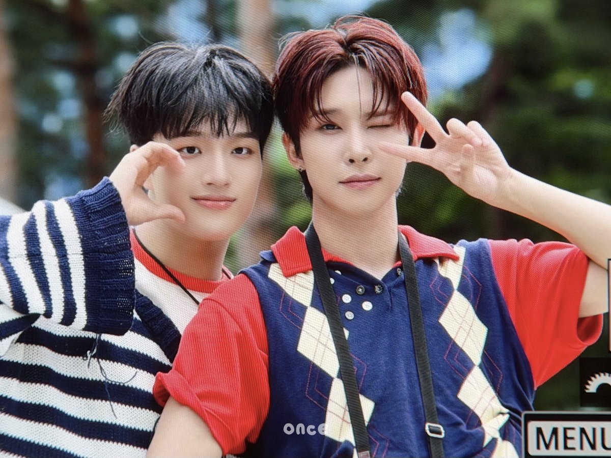 07leon25's tweet photo. 260718

#트렌드지 #TRENDZ #리온 #정예찬 https://t.co/EkCmMOJo1C