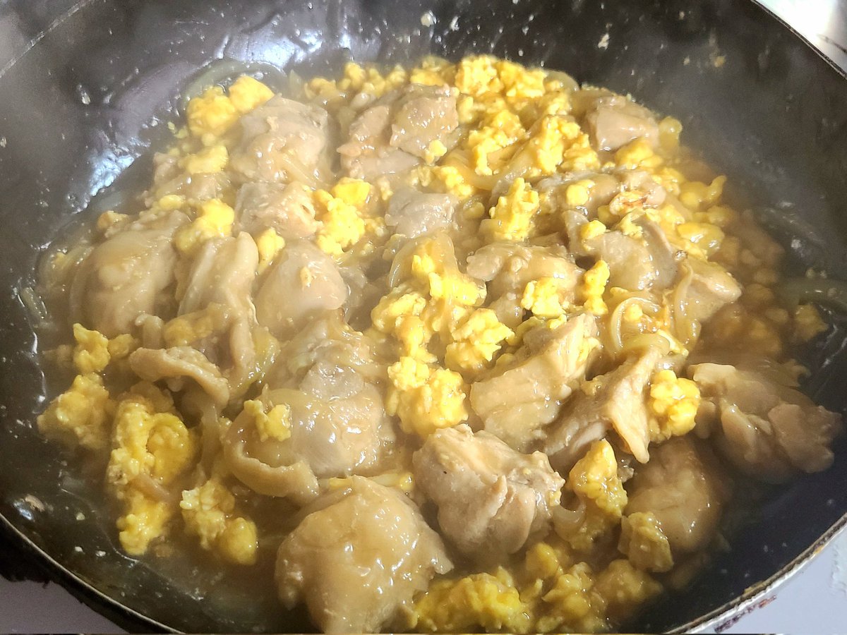 StaraniseLED's tweet photo. 😆親子あんかけ焼きそば🎶 https://t.co/4ZU56MTMCw