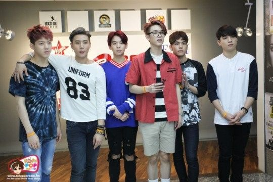 cintasamadowoon's tweet photo. Pict 1 : DAY6 OT6
Pict 2 : DAY6 OT5
Pict 3 : DAY6 OT4

Suka ada tuh yang ngomong "Kok namanya day6 tapi membernya 4 orang?" berdasarkan sejarah mereka emang pernah ot6 makanya namanya DAY6😊😌

Time flies so fast.. kenal dari mode jamet sampe menjadi pria matang~ https://t.co/kWU80lSm07