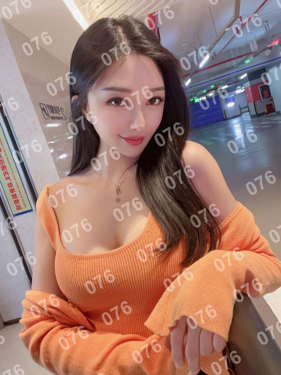 Yalasoooo's tweet photo. #吉林
👉助理@bornlucky79
看上了请截图妹子便客服快速安排
世界太吵闹，照顾好自己。
珲春市
#延边 https://t.co/WvpCwfdUfX