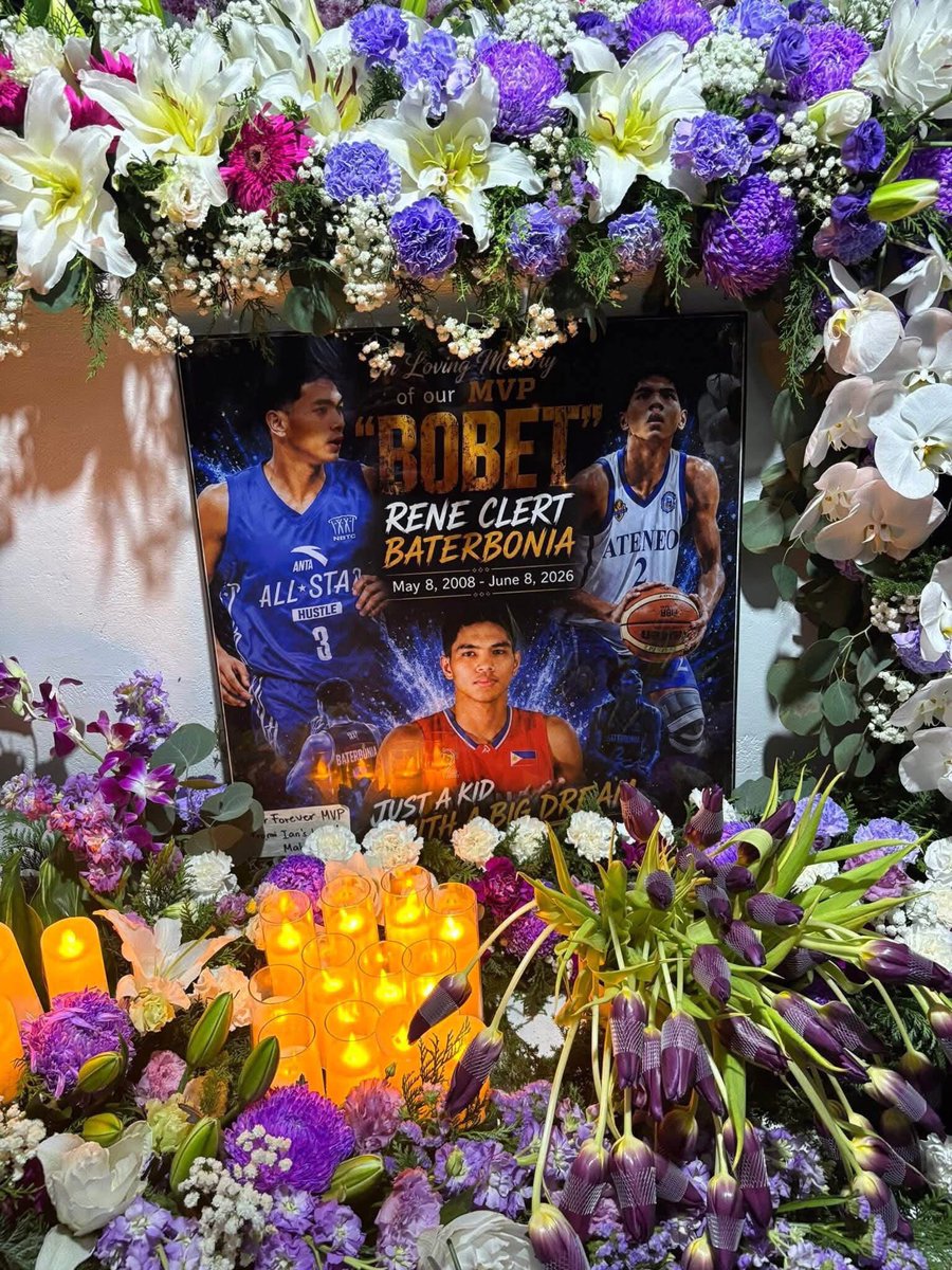 VPangilan's tweet photo. The Baterbonia family officially opened the tomb of AgSurnon sports icon Rene Clert “Bobet” Baterbonia on his 40th-day commemoration.

Forever remembered. 🤍🕊️

#AtongTalacogonAtongHigugmaon https://t.co/MJhGRgXS4U