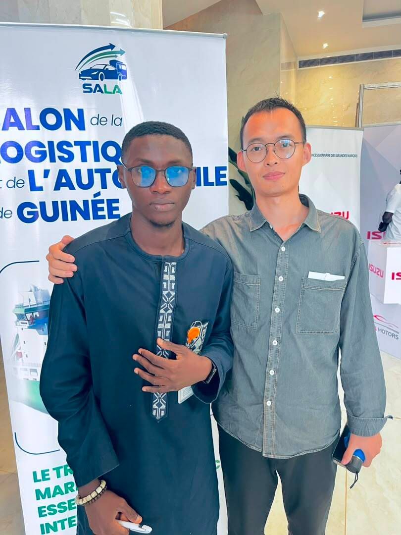 colismart's tweet photo. 𝐂𝐨𝐥𝐢𝐬𝐦𝐚𝐫𝐭 𝐚𝐮 𝐒𝐀𝐋𝐀 𝟐𝟎𝟐𝟔
Représenté pour cette 1ère journée par 𝐀𝐥𝐬𝐞𝐧𝐲 𝐂𝐀𝐌𝐀𝐑𝐀, Responsable Stock &amp; Entrepôt. Des échanges pour innover, renforcer nos partenariats et améliorer l’expérience client. La logistique de demain se construit en Guinée https://t.co/d7yOARzN01