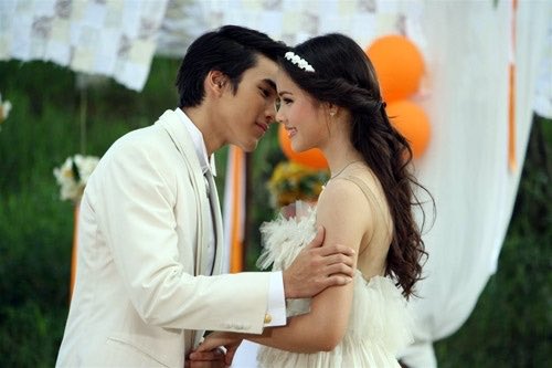 December_1A's tweet photo. ❤️‍🔥 ดวงใจอัคนี (2553)
.
.
.
16 ปีผ่านไป
.
.
.
👰‍♀️ ณเดชน์ญาญ่า (2569)
.
.
.
(จบบริบูรณ์)

 #NYเขยนอร์เวย์สะใภ้ขอนแก่น https://t.co/njKgtkN2WX