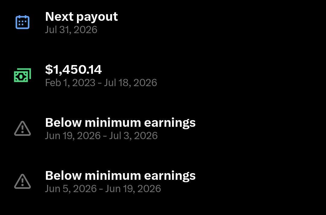 naiivememe's tweet photo. My friend with 2,000 followers just got $1,500 for his original post. 

Get Premium and start posting today. No excuse https://t.co/d2mBinhKpI