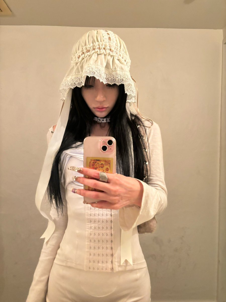 シノ tweet media